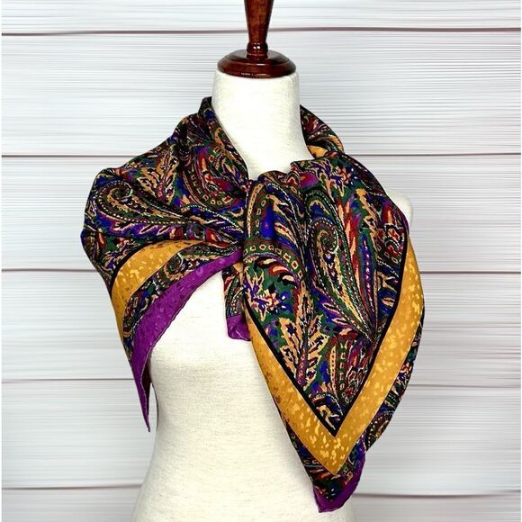 GIVENCHY for The Leadings Hotels of World Silk Scarf Purple Gold Hand Rolled - Picture 6 of 10